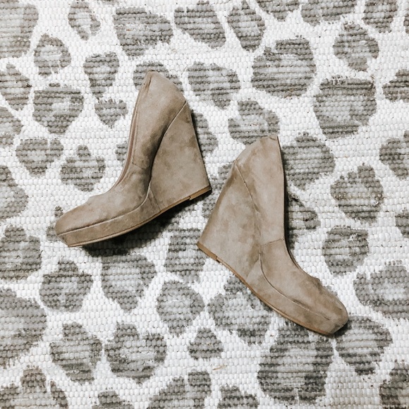 Madden Girl Platform Wedges - Picture 3 of 4